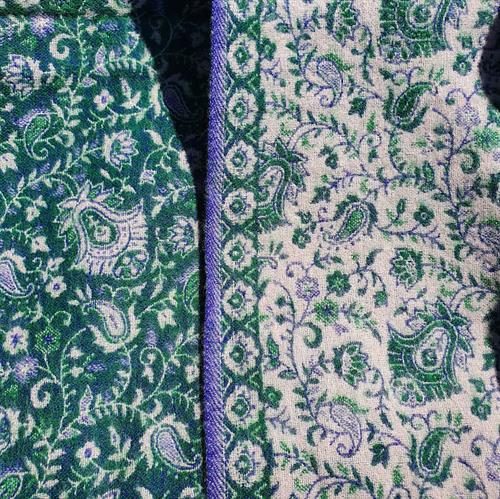 Meditations tæppe varm grøn/fløde/blå